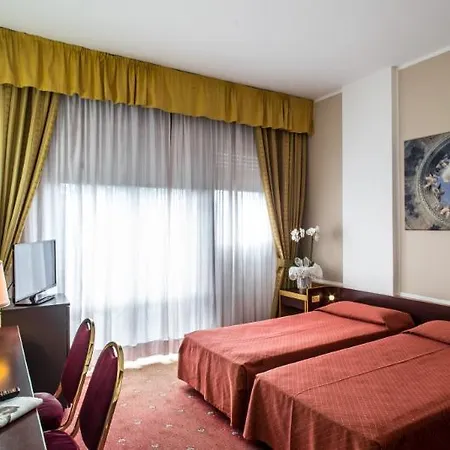 Mirage Hotell