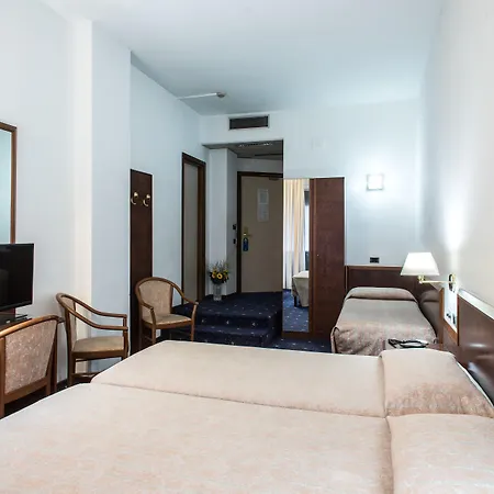 Hotel Mirage 4*