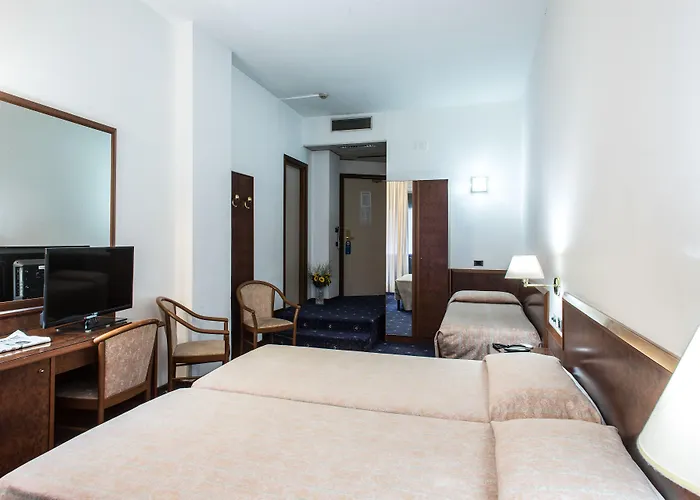 Hotel Mirage 4*